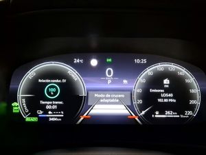 Toyota C-HR Advance Plug-in Hybrid 220 Skyview  - Foto 16