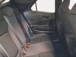 Toyota C-HR Advance Plug-in Hybrid 220 Skyview  - Foto 9