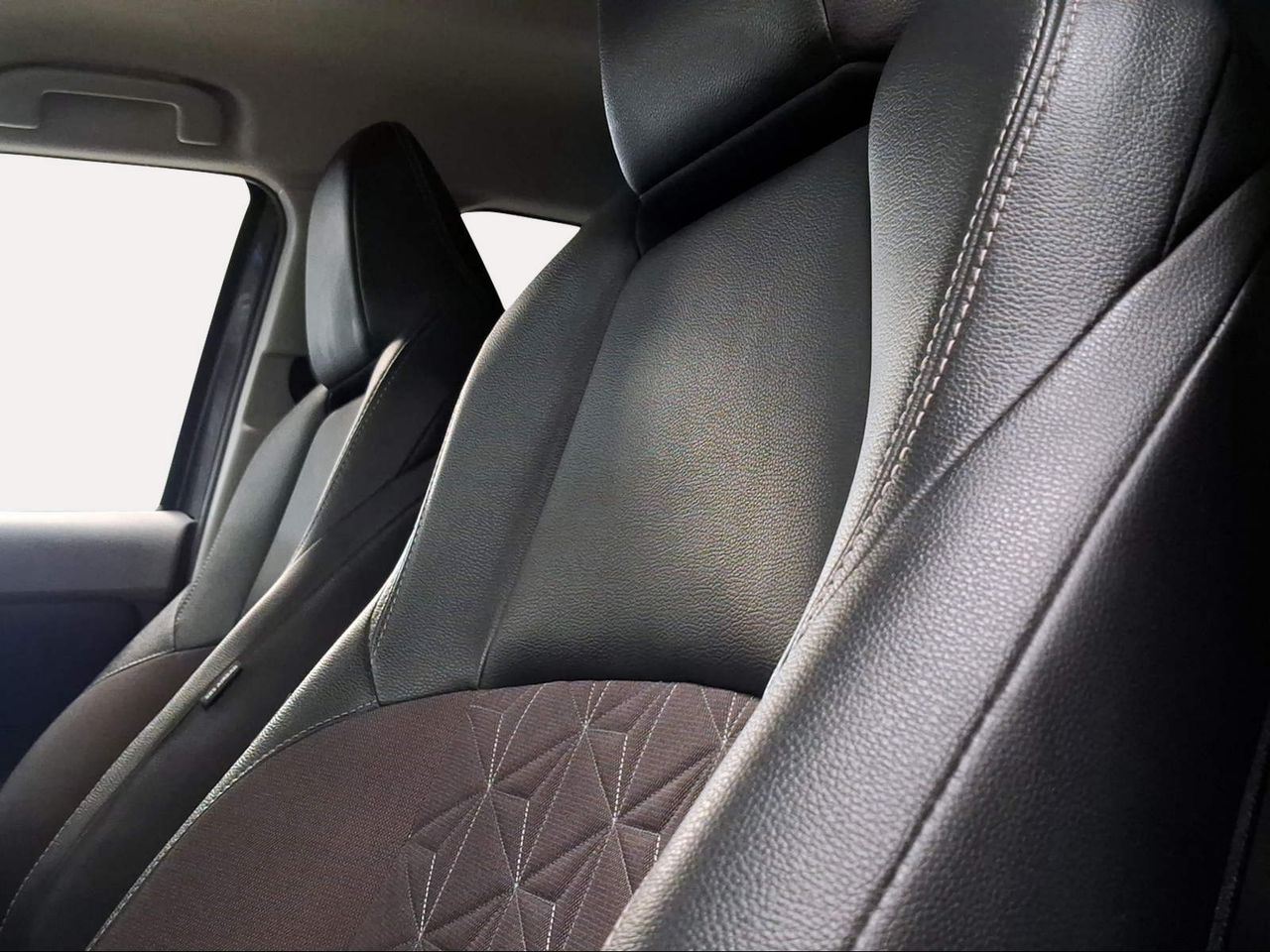 Toyota Yaris Cross 1.5 120H Style  - Foto 24