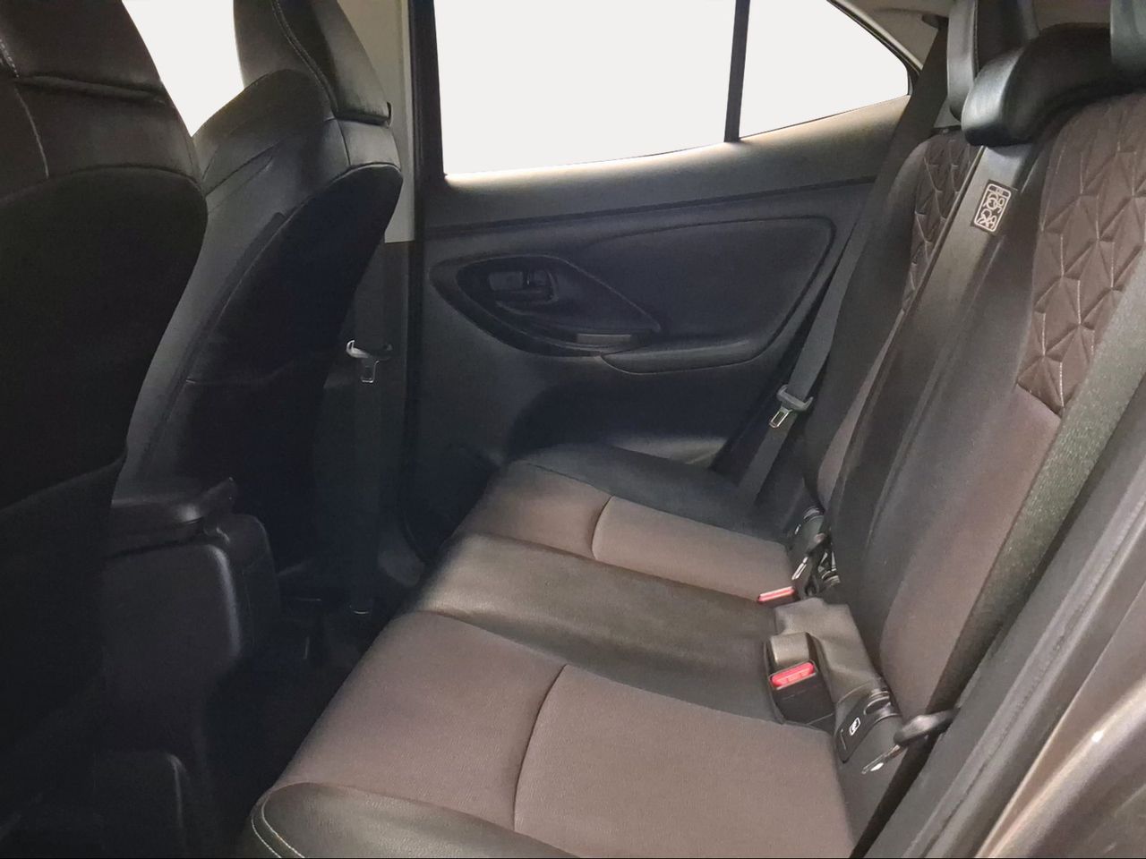 Toyota Yaris Cross 1.5 120H Style  - Foto 12