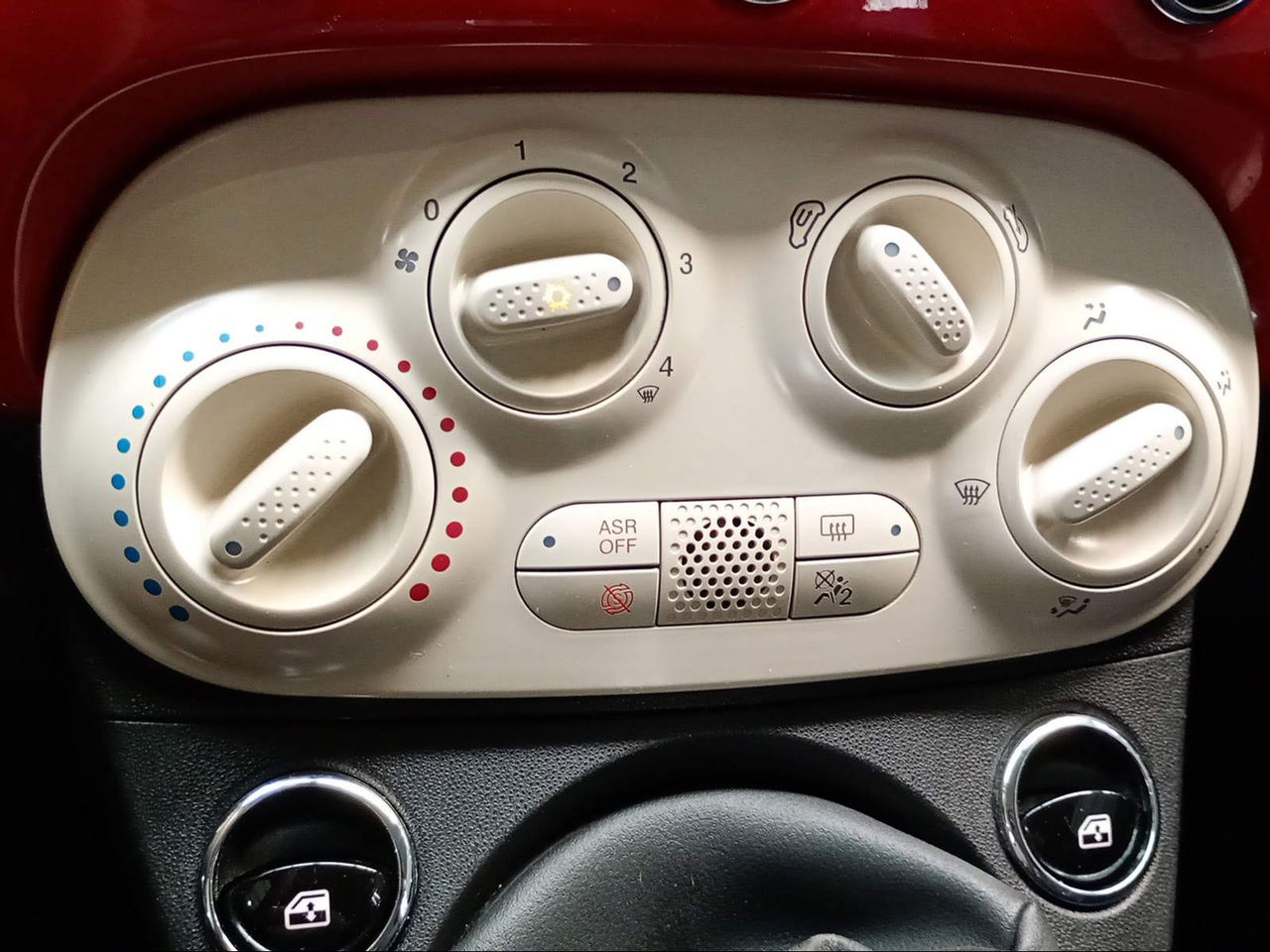 Fiat 500 Cult 1.0 Hybrid 51KW (70 CV)  - Foto 16