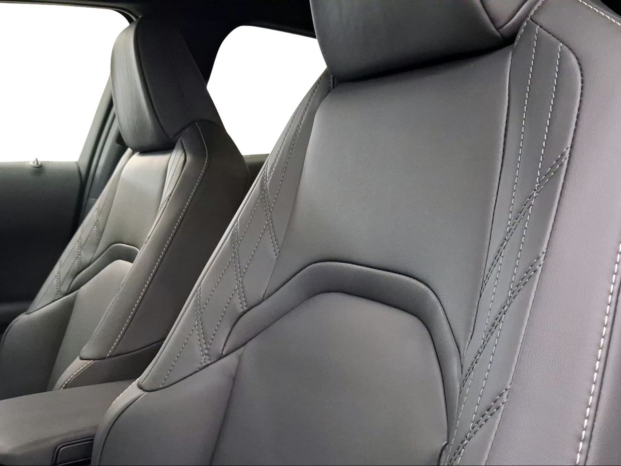 Lexus UX 300h F Sport Legend  - Foto 17