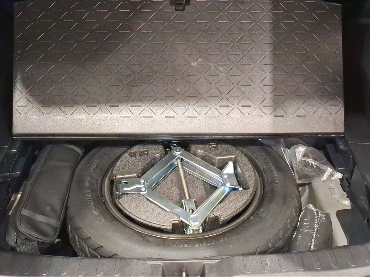Toyota Rav4 2.5l 220H Advance  - Foto 25
