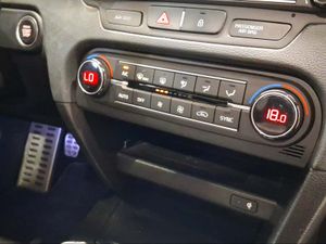 Kia ProCeed 1.4 T-GDi 103kW (140CV) GT Line  - Foto 17