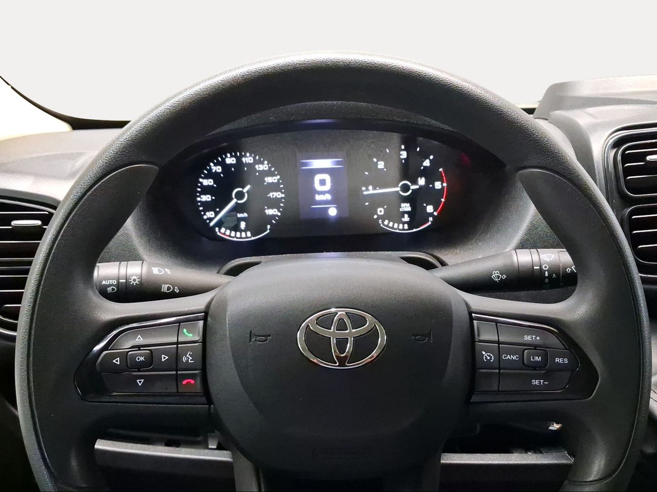 Toyota Proace Max Van GX L2H2 3.5 2.2D 140CV 6MT  - Foto 14