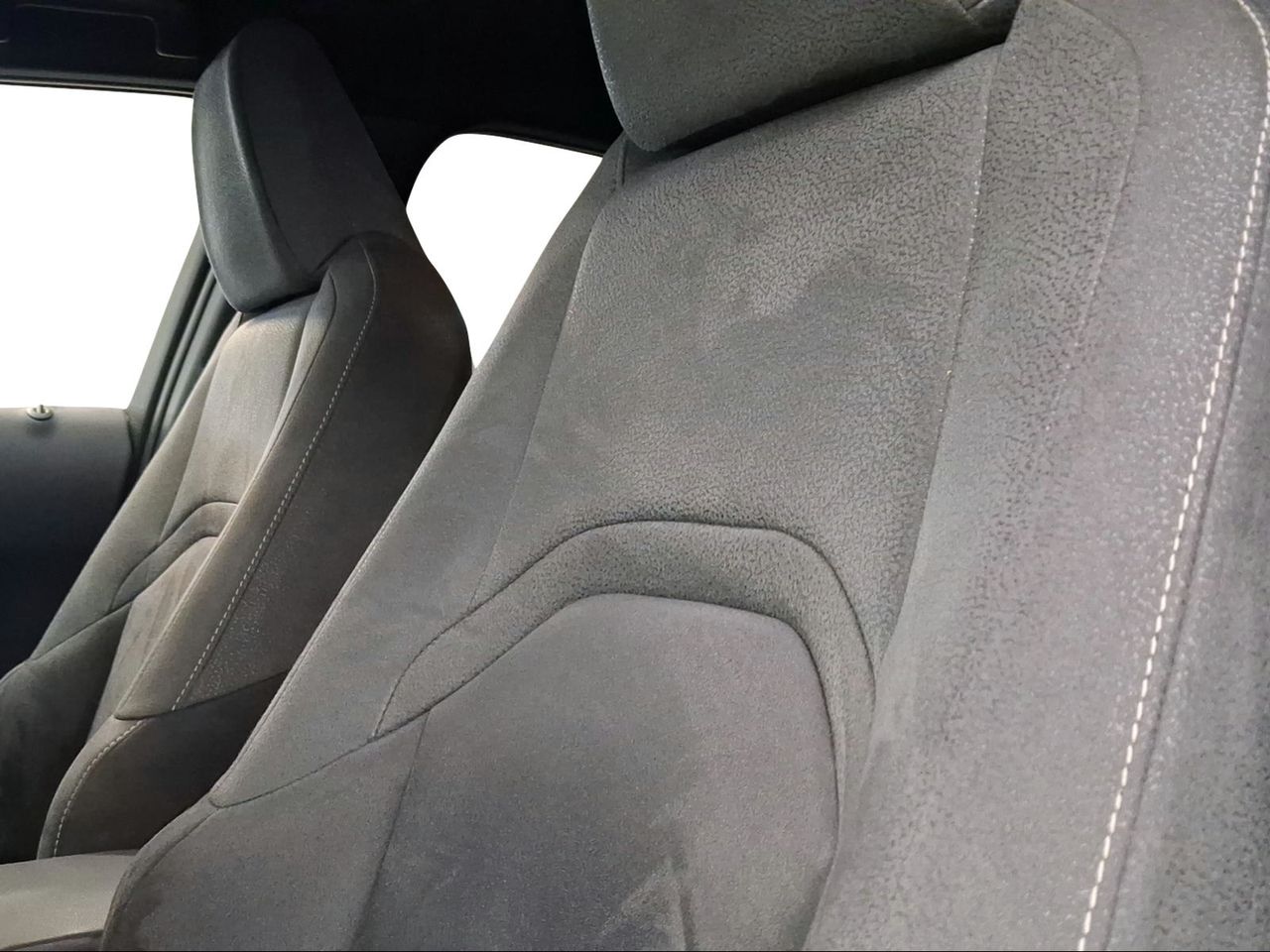 Lexus UX 2.0 250h Premium  - Foto 18