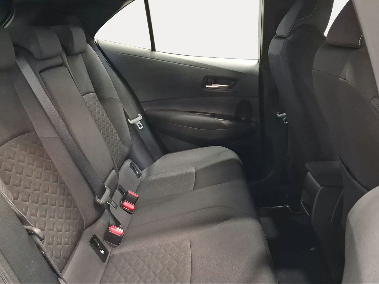 Toyota Corolla 1.8 125H ACTIVE TECH E-CVT  - Foto 8
