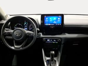 Toyota Yaris 1.5 120H Active Plus  - Foto 9