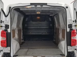 Toyota Proace VAN L1 GX 1.5D 120CV 6MT  - Foto 11