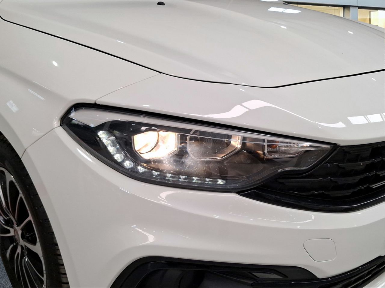 Fiat Tipo HB Diesel 1.6 97kW (130CV) manual  - Foto 21