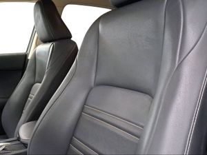 Lexus NX 2.5 300h Premium 2WD  - Foto 17