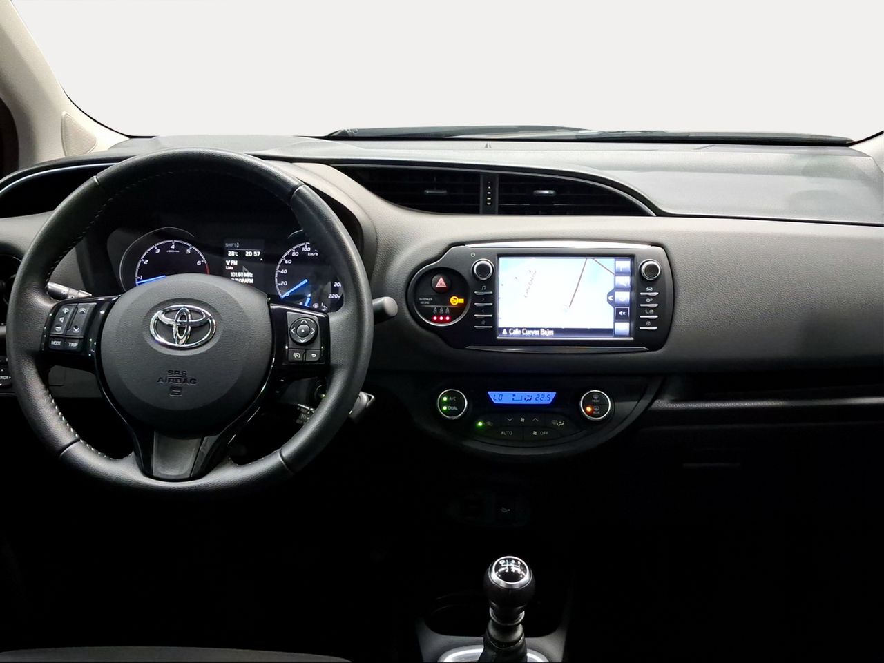 Toyota Yaris 1.5 110 Active  - Foto 9