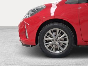 Toyota Yaris 1.5 110 Active  - Foto 17