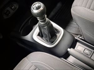 Toyota Yaris 1.5 110 Active  - Foto 22