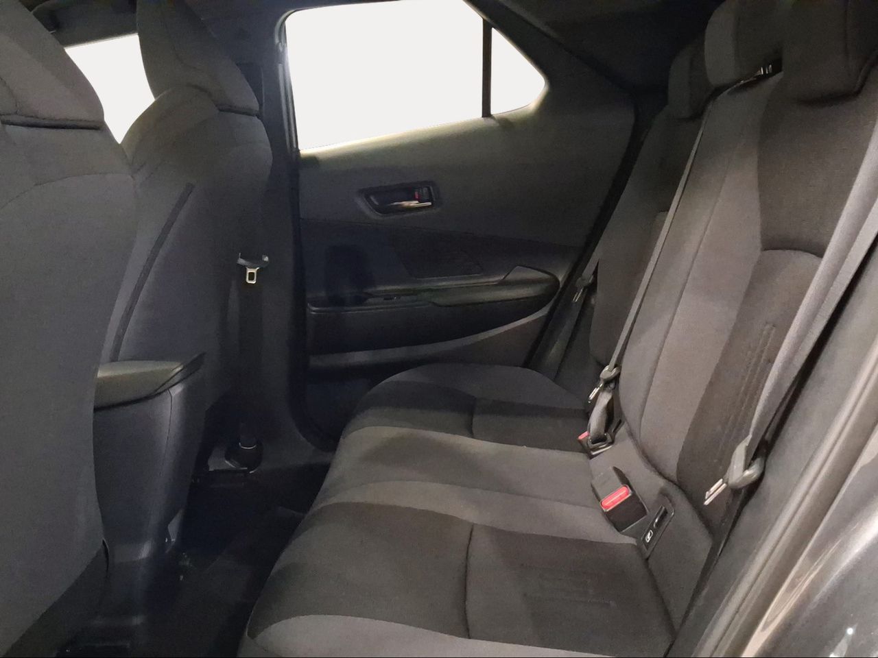 Toyota C-HR 1.8 Advance Hybrid 140  - Foto 12