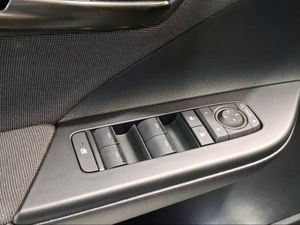 Toyota C-HR 1.8 Advance Hybrid 140  - Foto 24