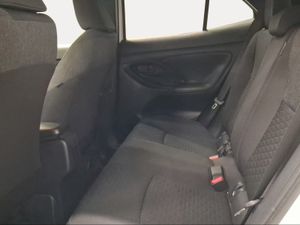 Toyota Yaris Cross 1.5 120H Active Tech  - Foto 12