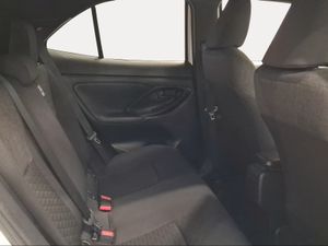 Toyota Yaris Cross 1.5 120H Active Tech  - Foto 8