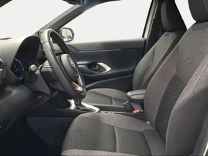 Toyota Yaris Cross 1.5 120H Active Tech  - Foto 13