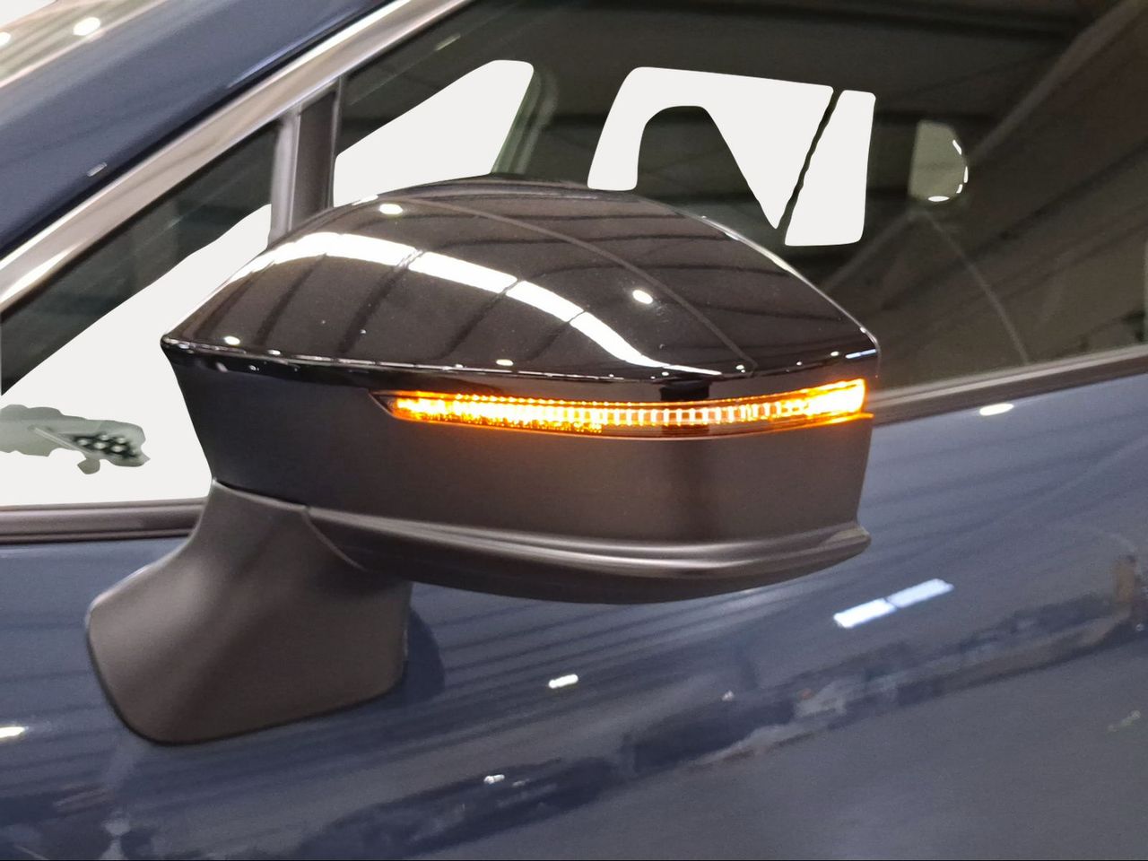 Toyota Corolla Cross Style Hybrid 200  - Foto 29