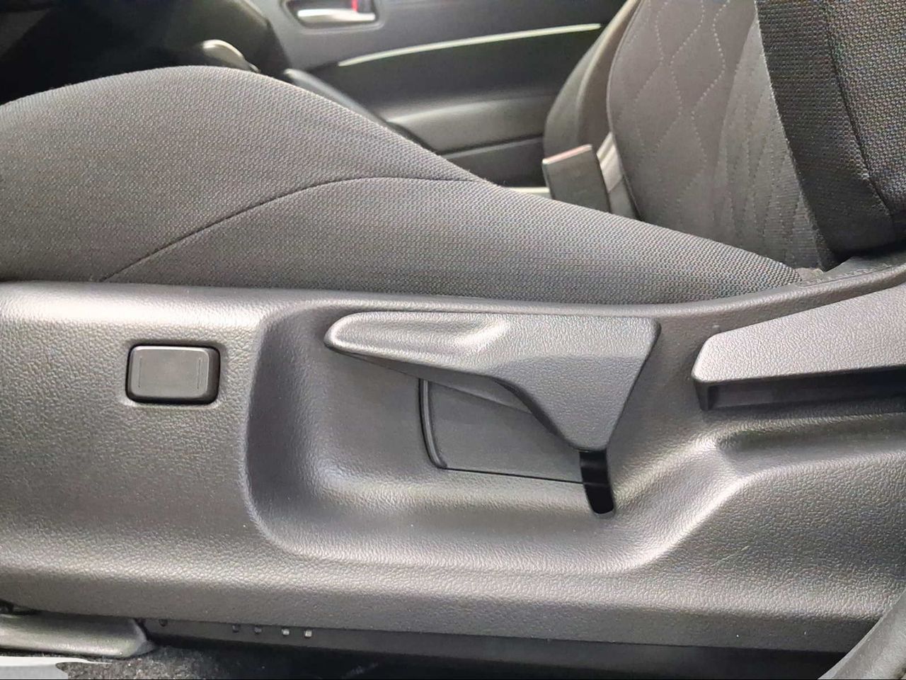 Toyota Corolla Cross Style Hybrid 200  - Foto 22