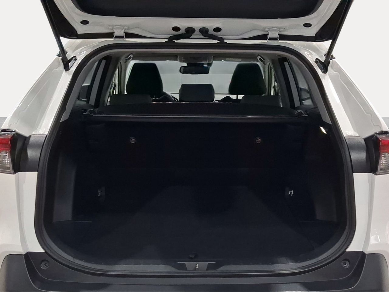Toyota Rav4 220H e-CVT 4x4 Advance  - Foto 11