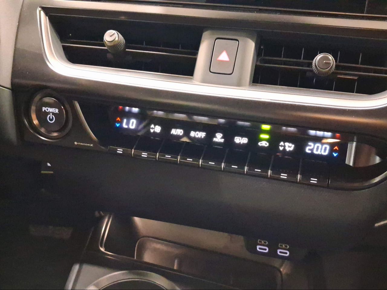 Lexus UX 2.0 300h UX Plus  - Foto 15