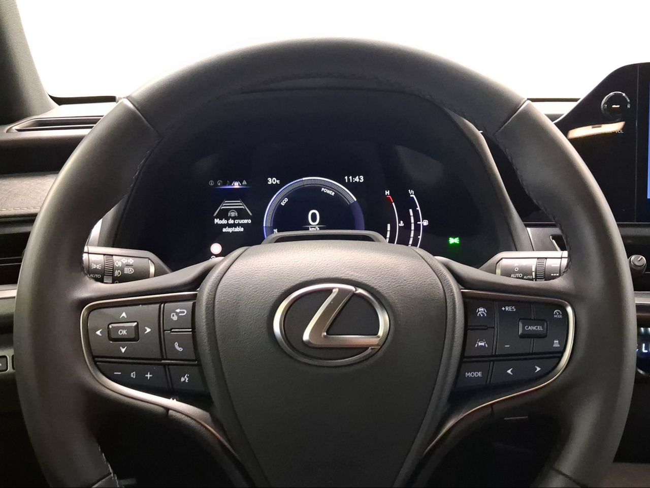 Lexus UX 2.0 300h UX Plus  - Foto 17