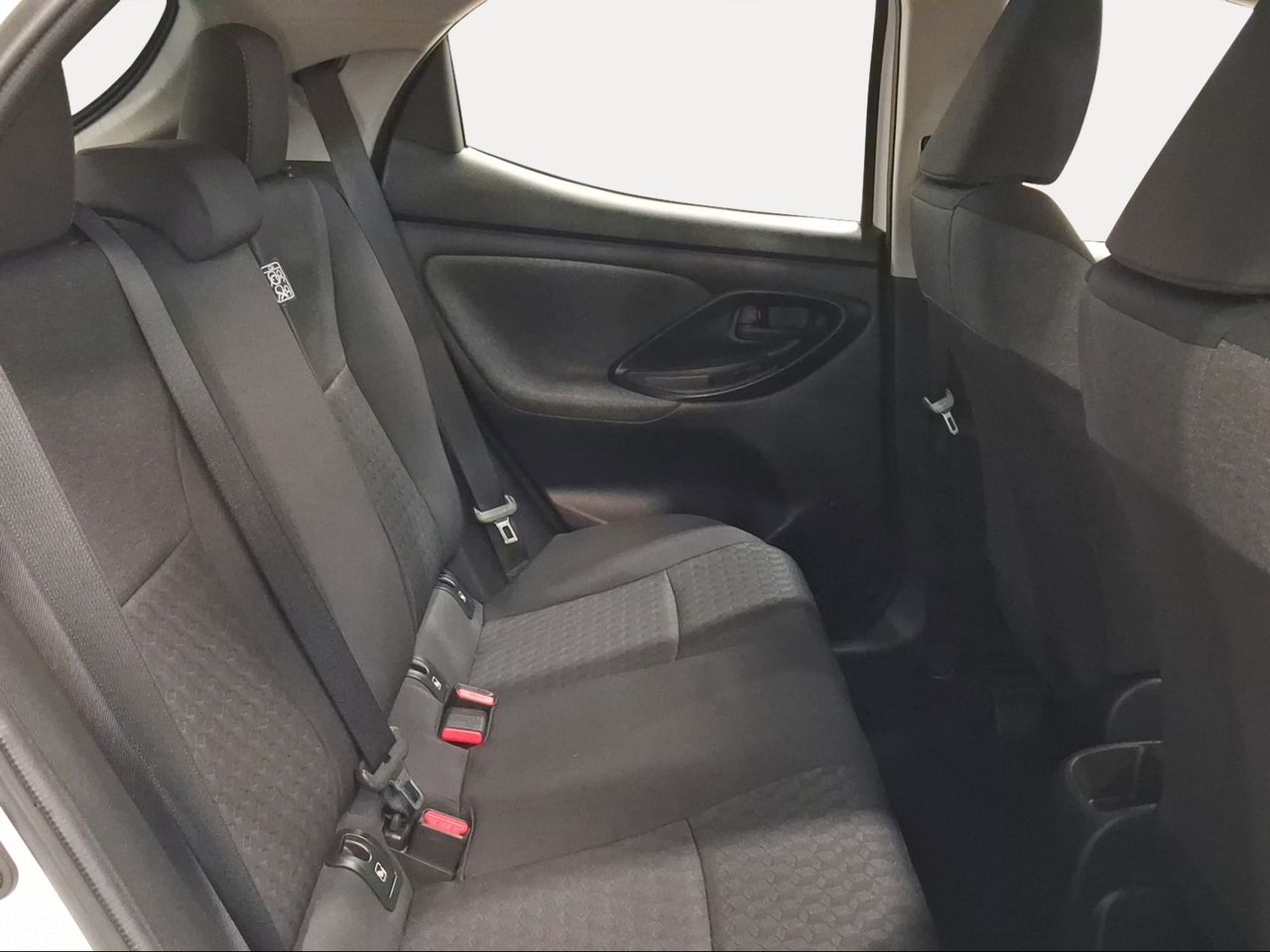 Toyota Yaris 1.5 125 S-Edition  - Foto 8