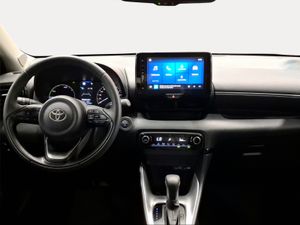 Toyota Yaris 1.5 120H Active Plus  - Foto 9
