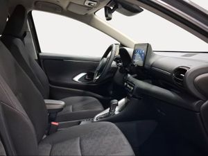 Toyota Yaris 1.5 120H Active Plus  - Foto 7
