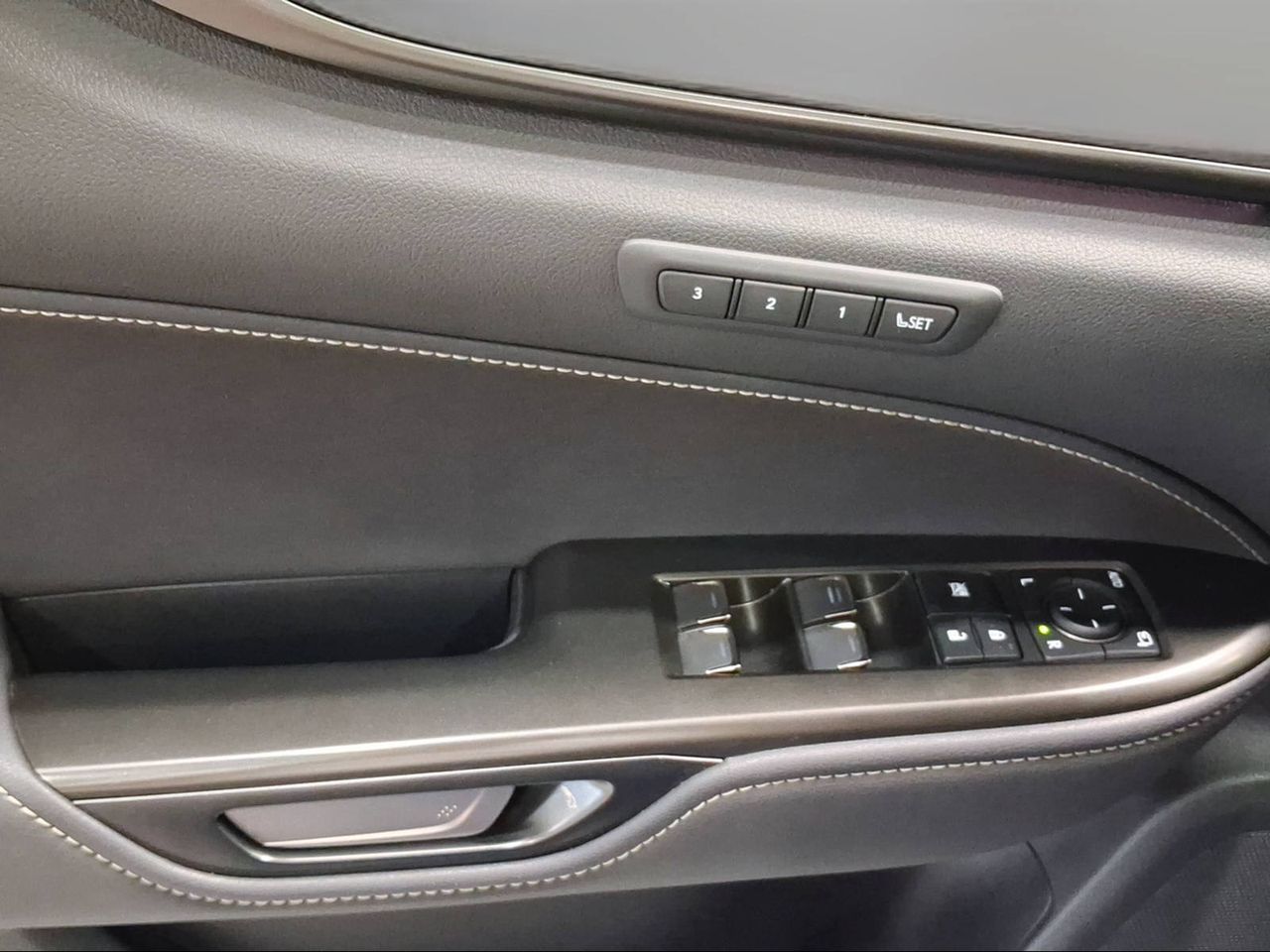 Lexus NX 450h+ F Sport 4WD  - Foto 20