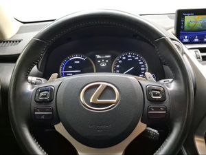 Lexus NX 2.5 300h Business Navigation 2WD  - Foto 14