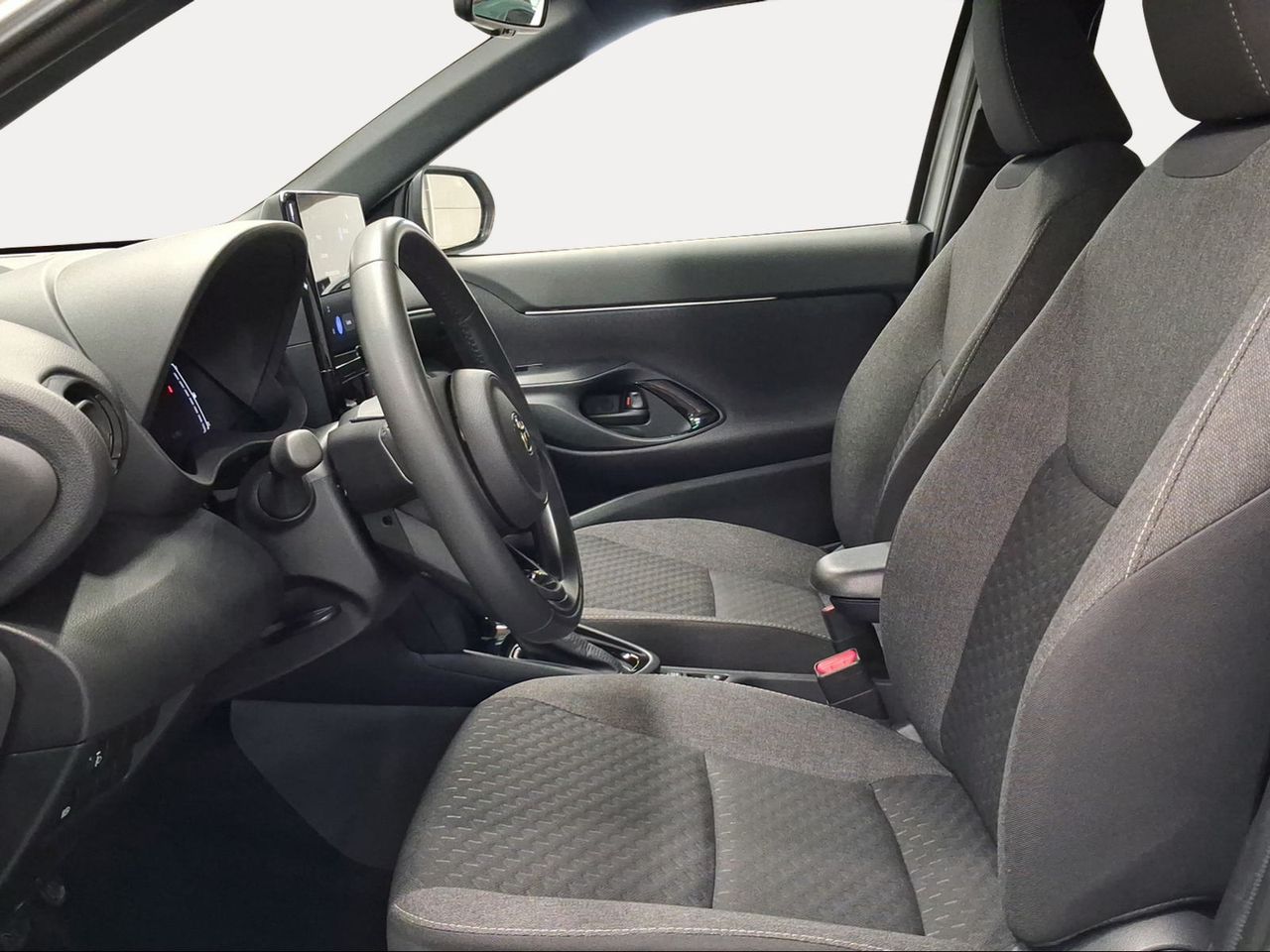 Toyota Yaris Cross 1.5 120H Active Plus  - Foto 13