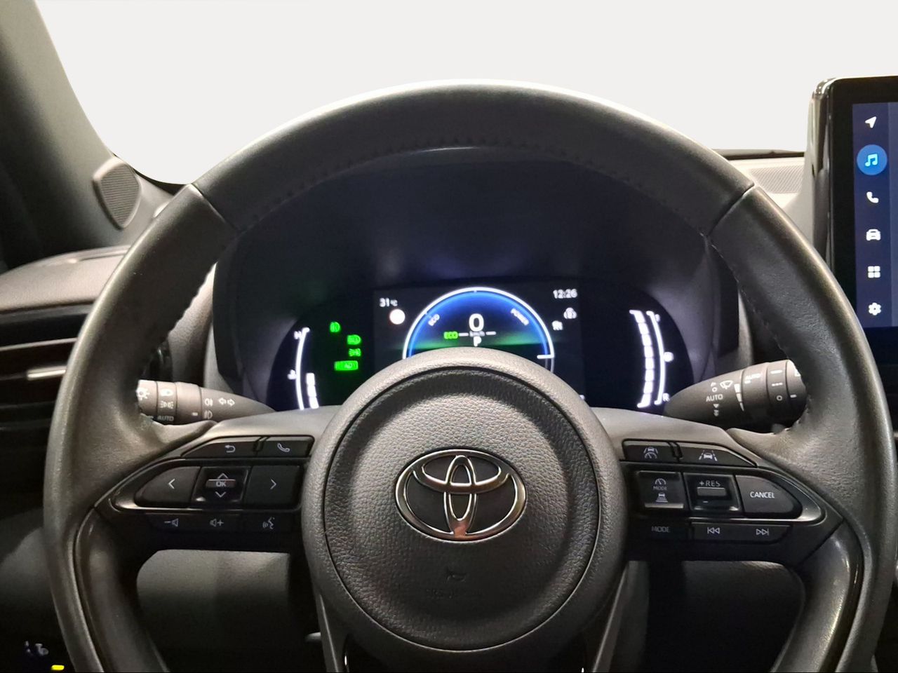 Toyota Yaris Cross 1.5 120H Active Plus  - Foto 14