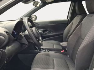 Toyota Yaris Cross 1.5 120H Active Plus  - Foto 13
