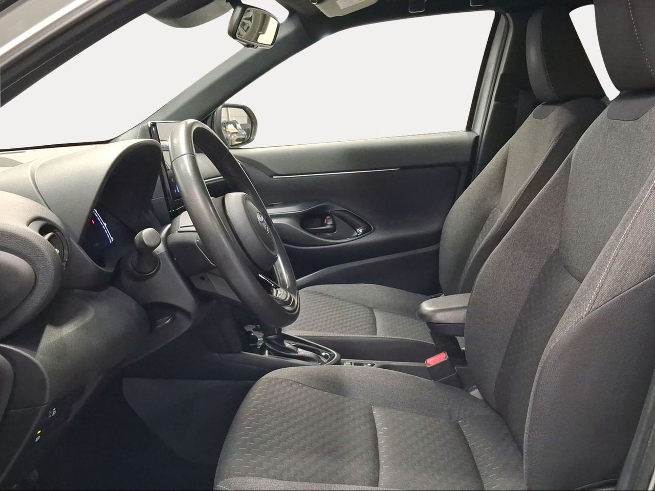 Toyota Yaris Cross 1.5 120H Active Plus  - Foto 13