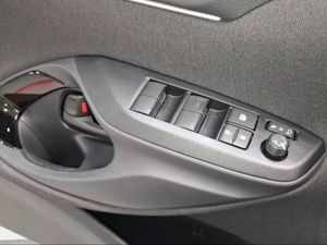 Toyota Yaris Cross 1.5 130H Active Plus  - Foto 24