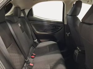 Toyota Yaris 1.5 120H Active Plus  - Foto 8
