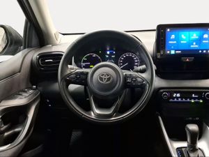 Toyota Yaris 1.5 120H Active Plus  - Foto 10
