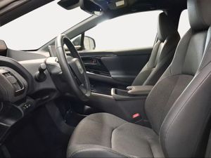 Toyota bZ4X 200E 4x2 Advance  - Foto 14