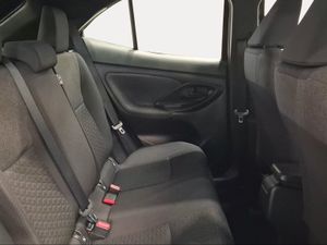 Toyota Yaris Cross 1.5 120H Active Tech  - Foto 8