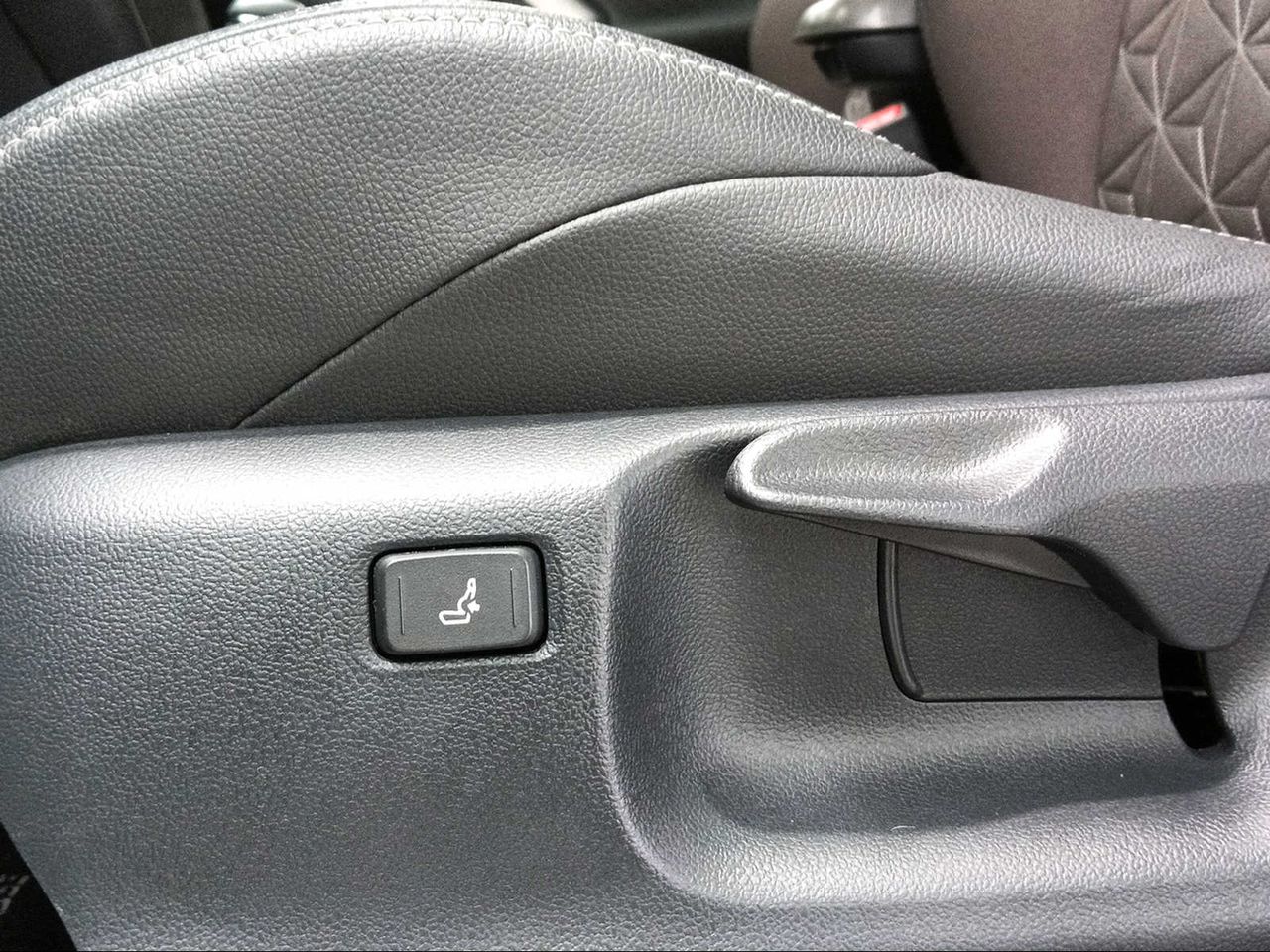 Toyota Yaris Cross 1.5 120H Style Plus  - Foto 23