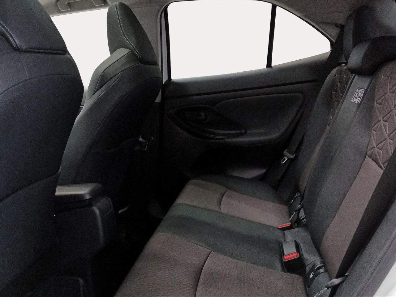 Toyota Yaris Cross 1.5 120H Style Plus  - Foto 12