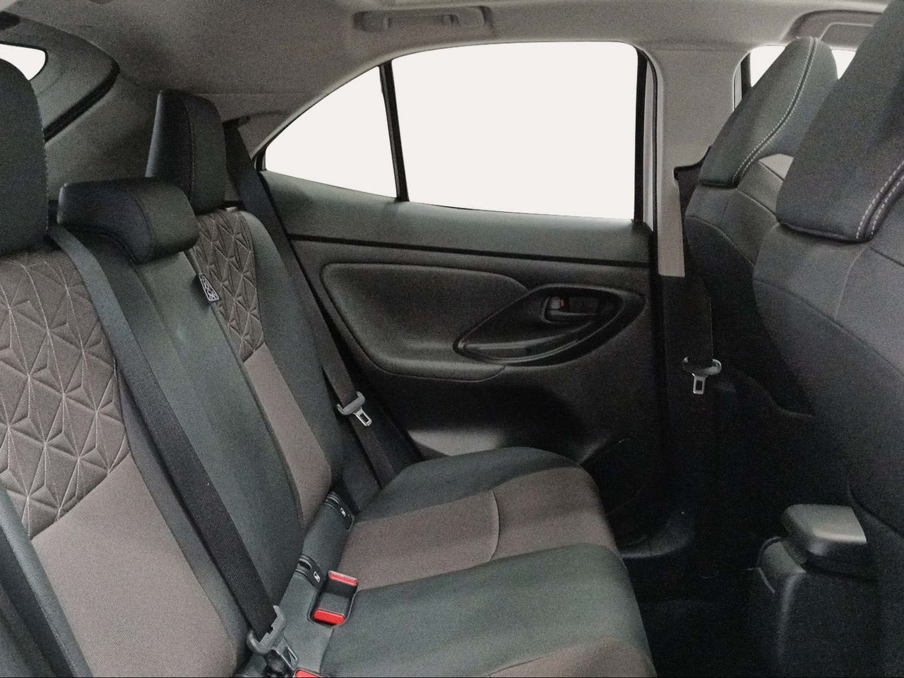 Toyota Yaris Cross 1.5 120H Style Plus  - Foto 8