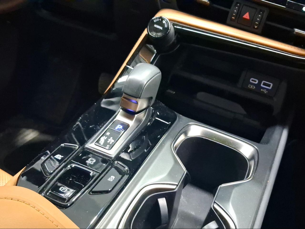 Lexus NX 350h Executive 2WD  - Foto 14