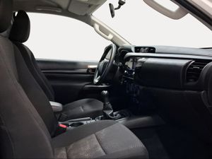 Toyota Hilux CABINA EXTRA GX 4X4 2.4B 150CV 6MT  - Foto 7