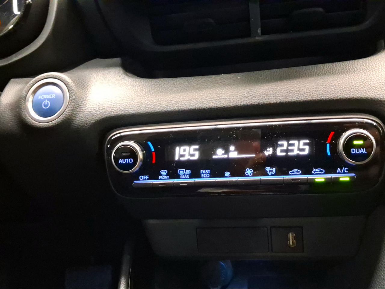 Toyota Yaris 1.5 120H Style Plus  - Foto 22