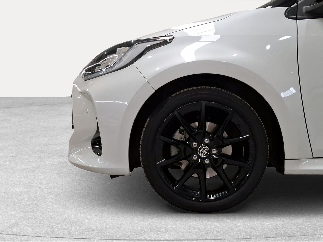 Toyota Yaris 1.5 120H Style Plus  - Foto 17