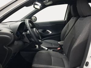 Toyota Yaris Cross 1.5 120H Active Tech  - Foto 13